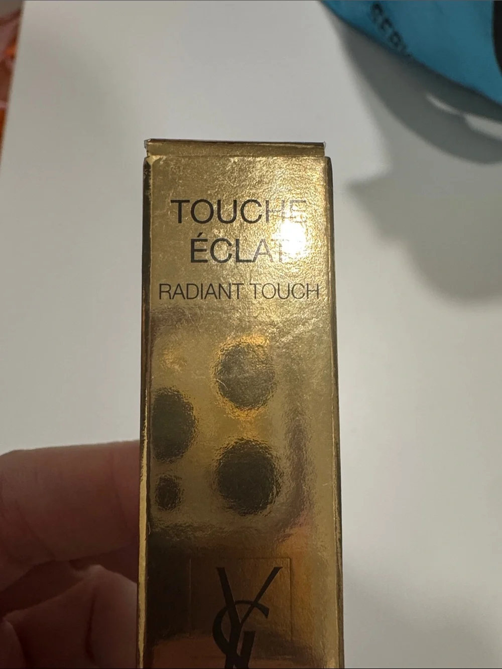 Yves Saint Laurent Touche Éclat Radiant Touch Concealer - Gold Packaging